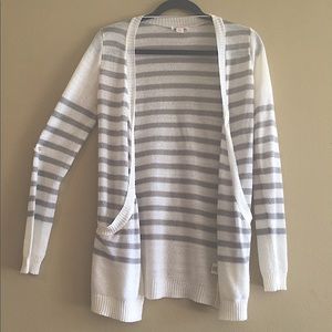 Stripped knit cardigan